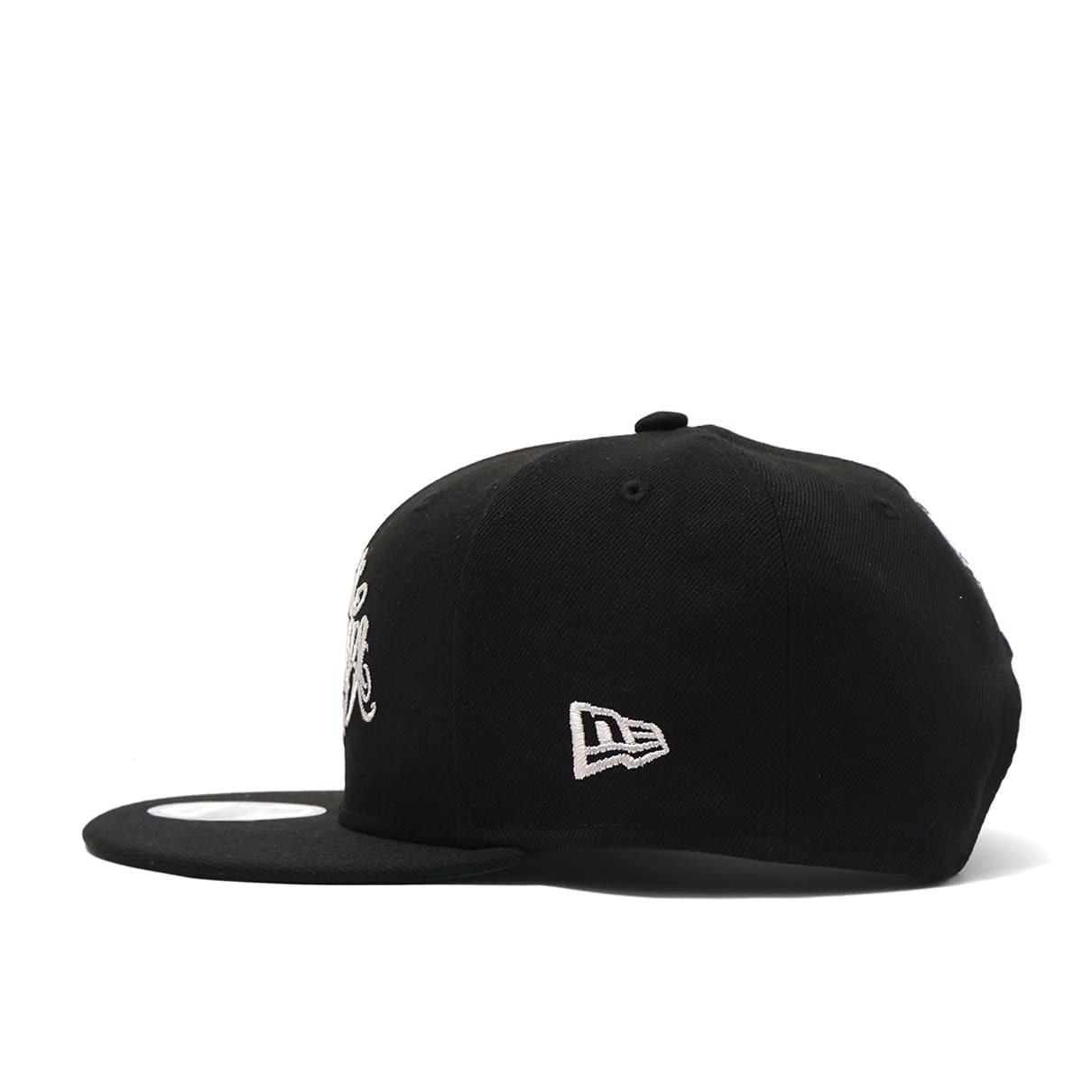 キャップ NEW ERAロゴ側