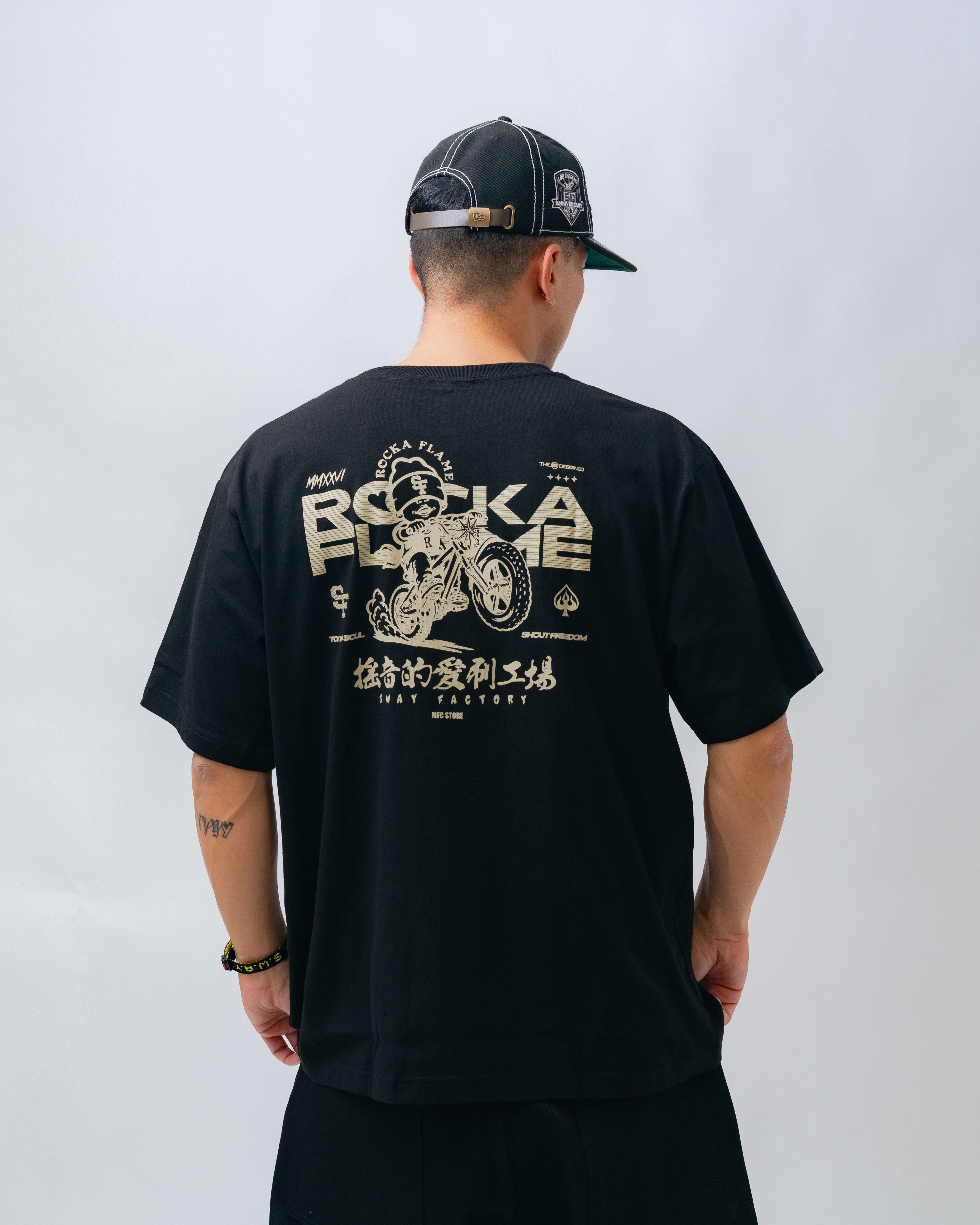 ブラック 着用イメージ2