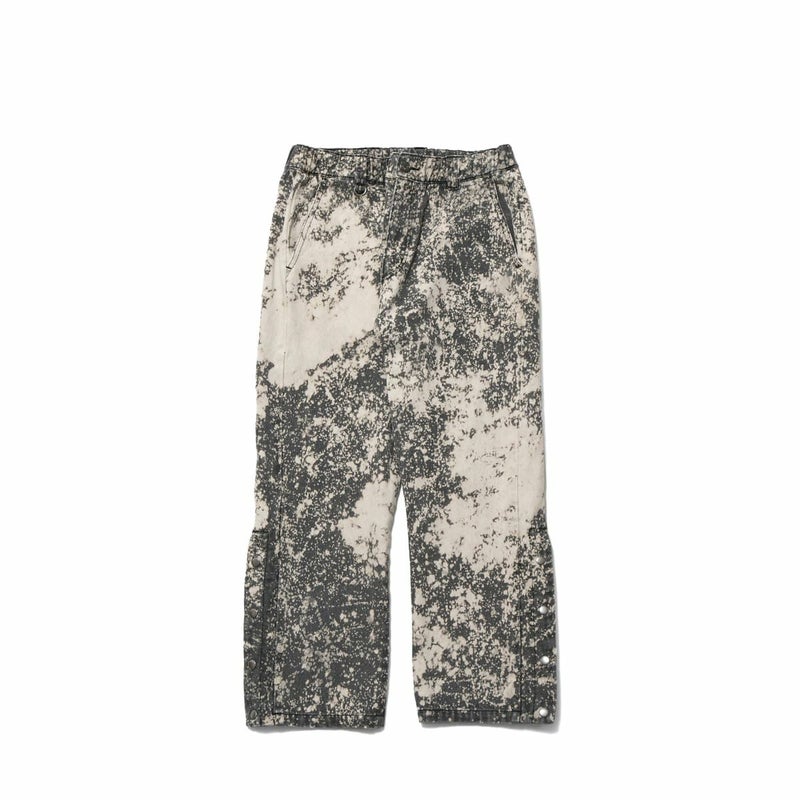 EXAMPLE BLEACHED DENIM SIDE BUTTONS PANTS | MFC STORE OFFICIAL 