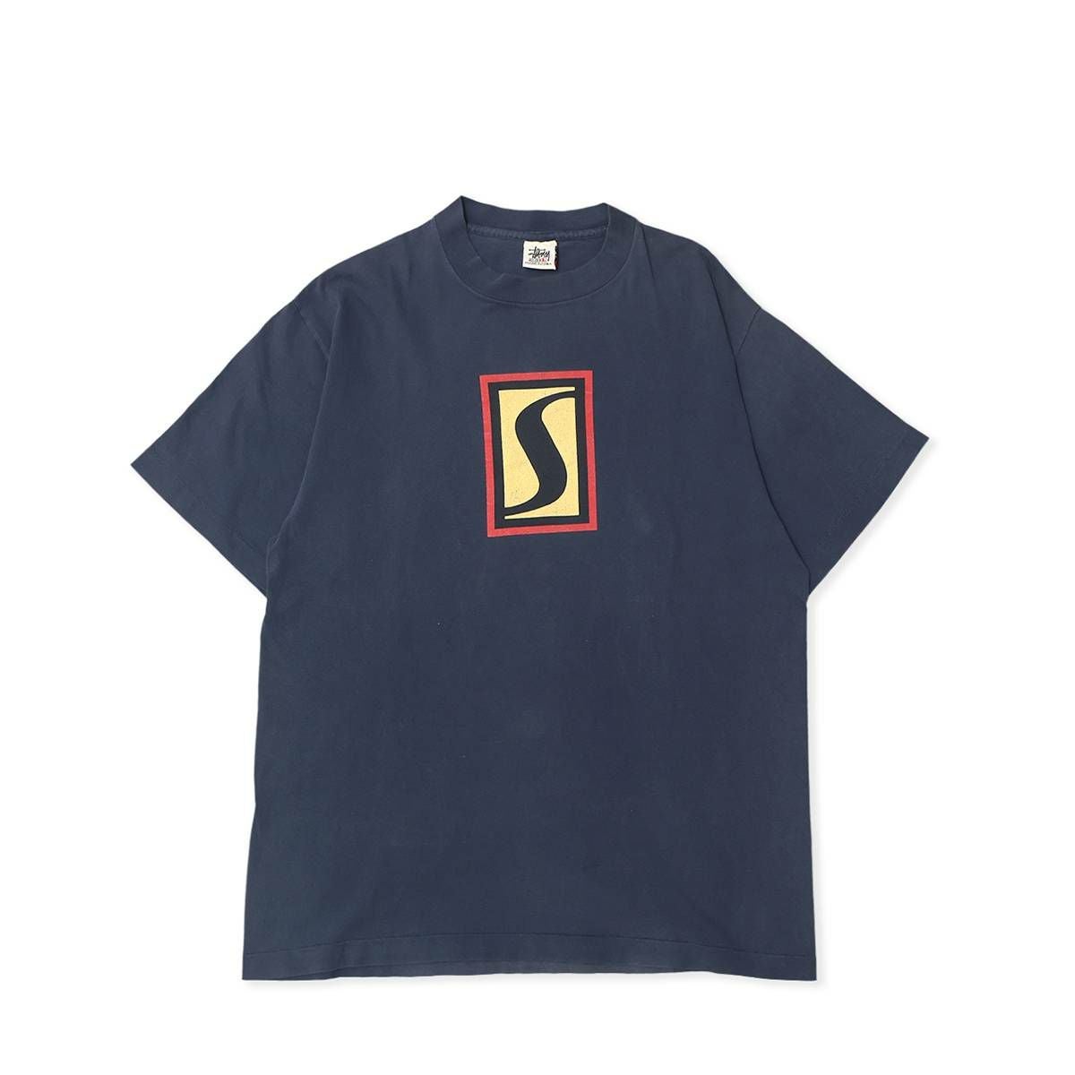 Stussy 90s White Tag Square S-Logo TEE Navy / STS1328 | MFC STORE